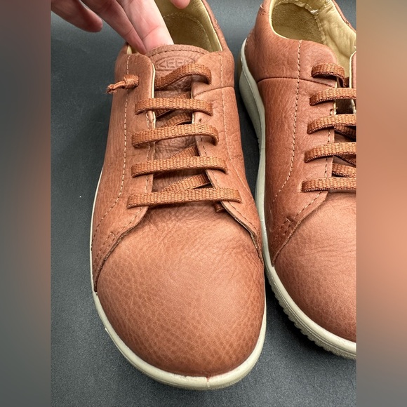 KEEN Women's KNX Lightweight Flexible Sneakers, Tortoise Shell/Plaza Taupe, 9 - Picture 3 of 7